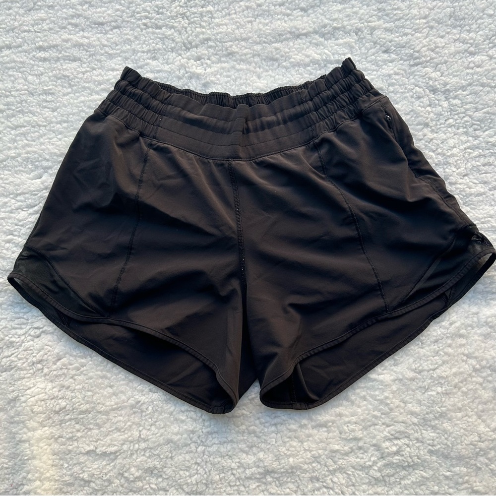 Lululemon black Hotty Hot shorts size 6